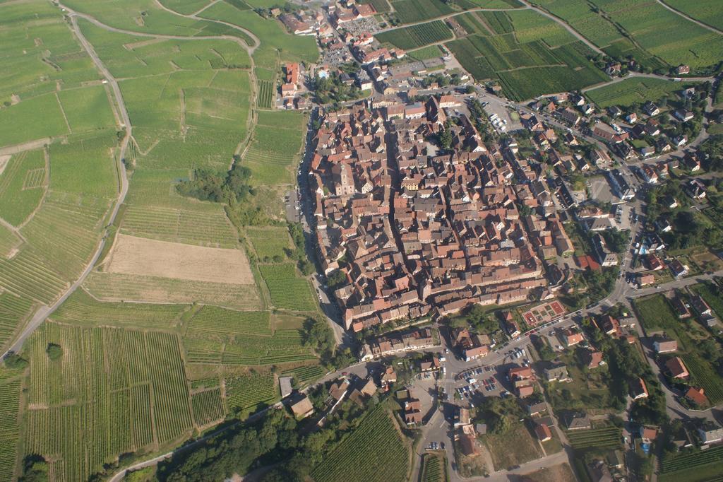 Gites Les Bains Riquewihr Zewnętrze zdjęcie